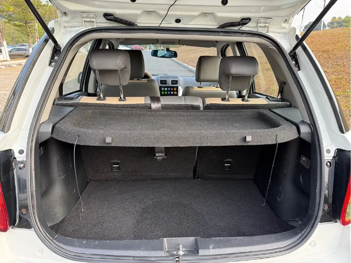 2013 Suzuki SX4 1.6L 109HP L4 4AT,autocango,china used car exporter,china ev exporter,chinese used car exporter,chinese used ev exporter