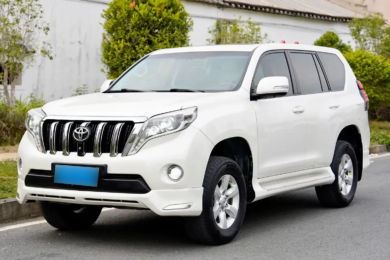 2014 Toyota Land Cruiser Prado 2.7L 163HP L4 4AT