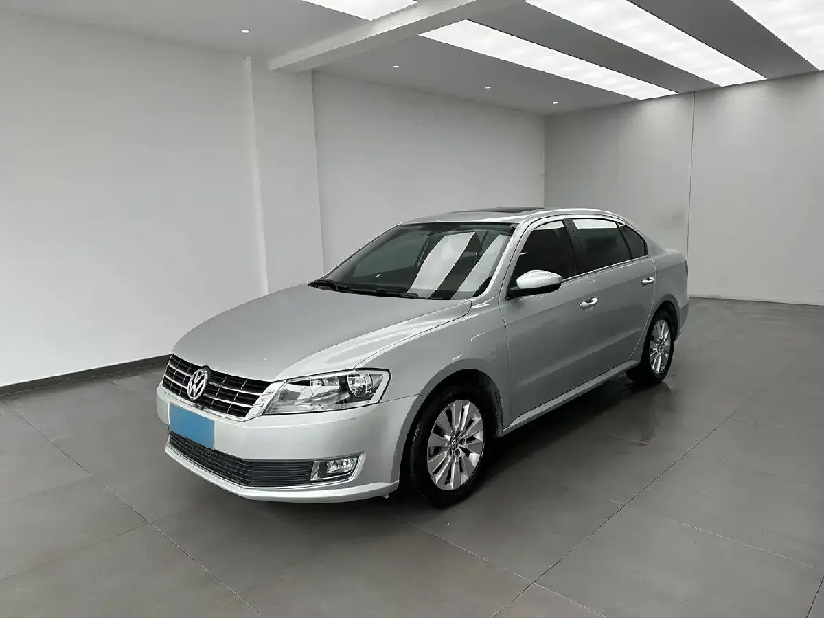 2013 Volkswagen Lavida 1.6L 110HP L4 6AT