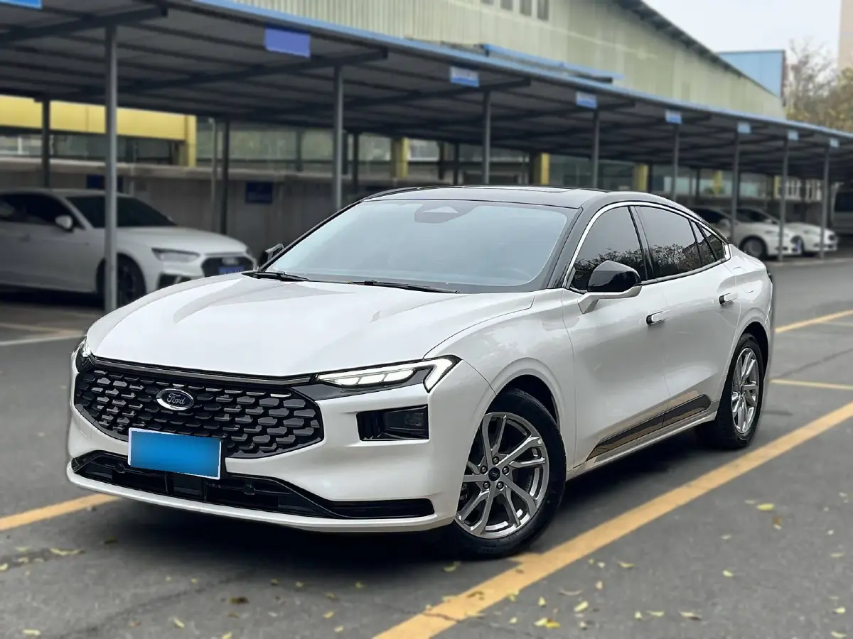 2022 Ford Mondeo 2.0T 238HP L4 8AT