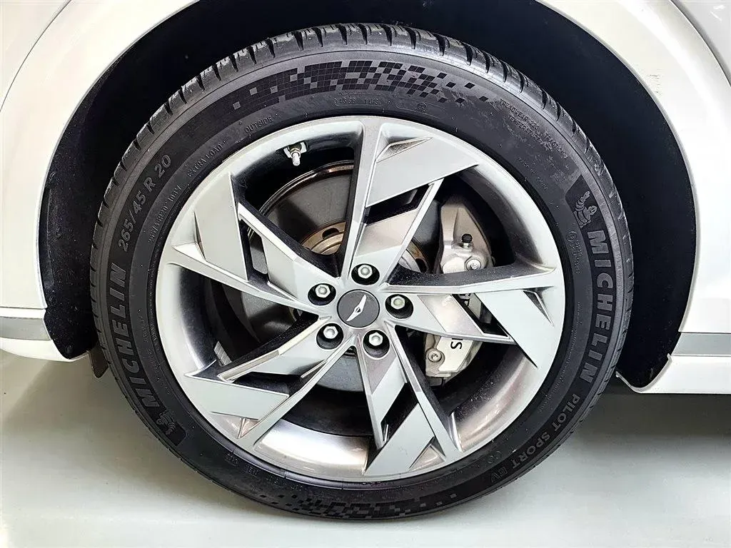 2023 Genesis GV70 BEV 76.4KWH,autocango,china used car exporter,china ev exporter,chinese used car exporter,chinese used ev exporter