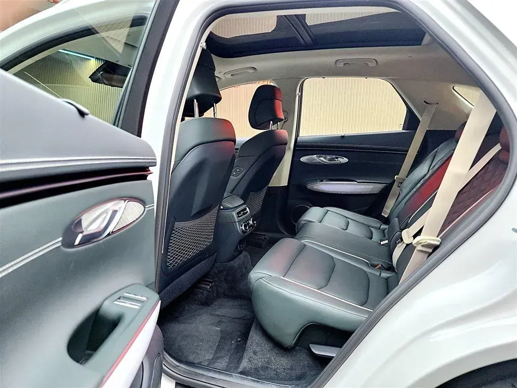 2023 Genesis GV70 BEV 76.4KWH,autocango,china used car exporter,china ev exporter,chinese used car exporter,chinese used ev exporter