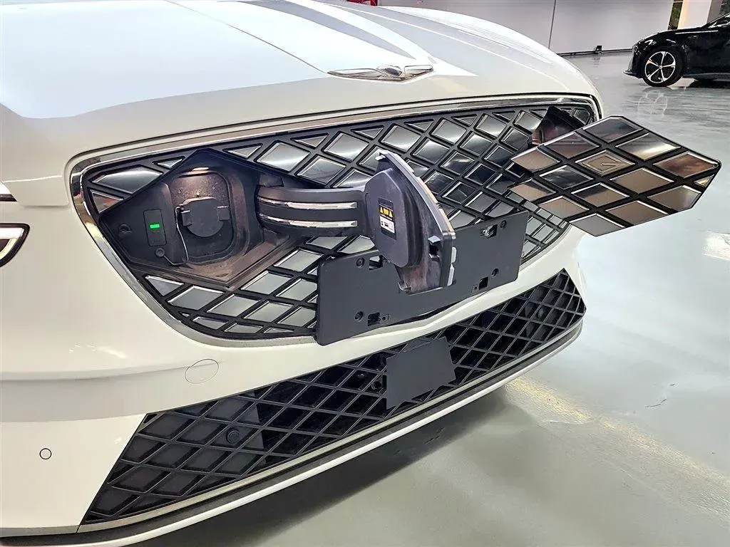 2023 Genesis GV70 BEV 76.4KWH,autocango,china used car exporter,china ev exporter,chinese used car exporter,chinese used ev exporter