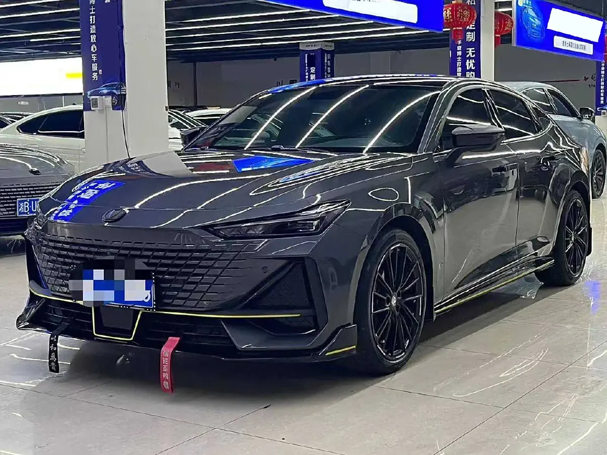 2022 ChangAn UNI-V 1.5T 188HP L4 7DCT