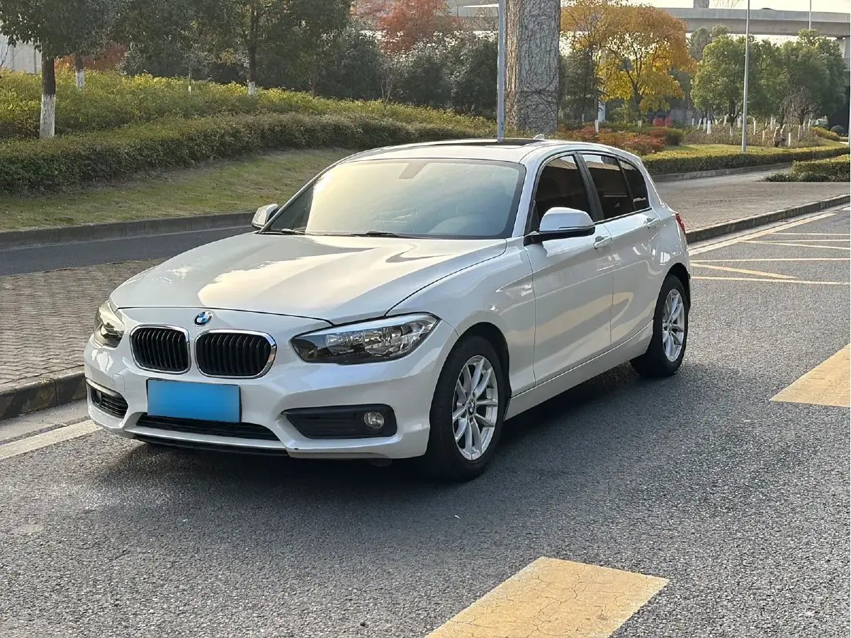 2016 BMW 1 Series 1.5T 136HP L3 8AT