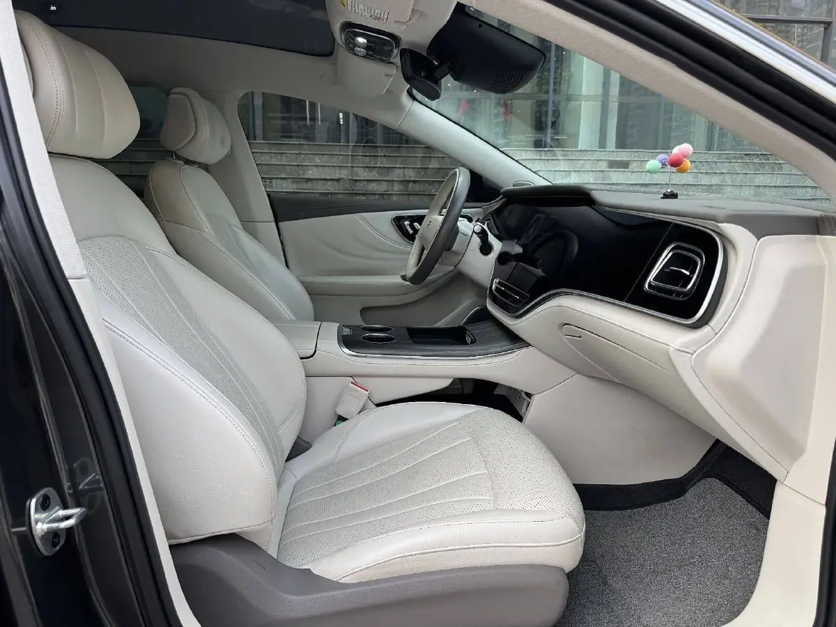 2023 Rising Auto F7 BEV 90KWH,autocango,china used car exporter,china ev exporter,chinese used car exporter,chinese used ev exporter