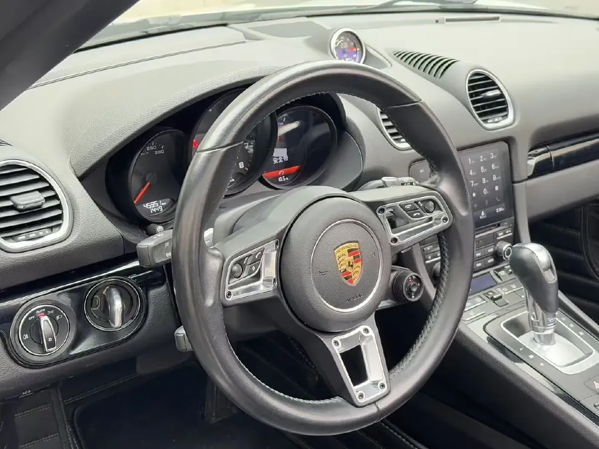 2019 Porsche 718 2.0T 300HP H4 7DCT,autocango,china used car exporter,china ev exporter,chinese used car exporter,chinese used ev exporter