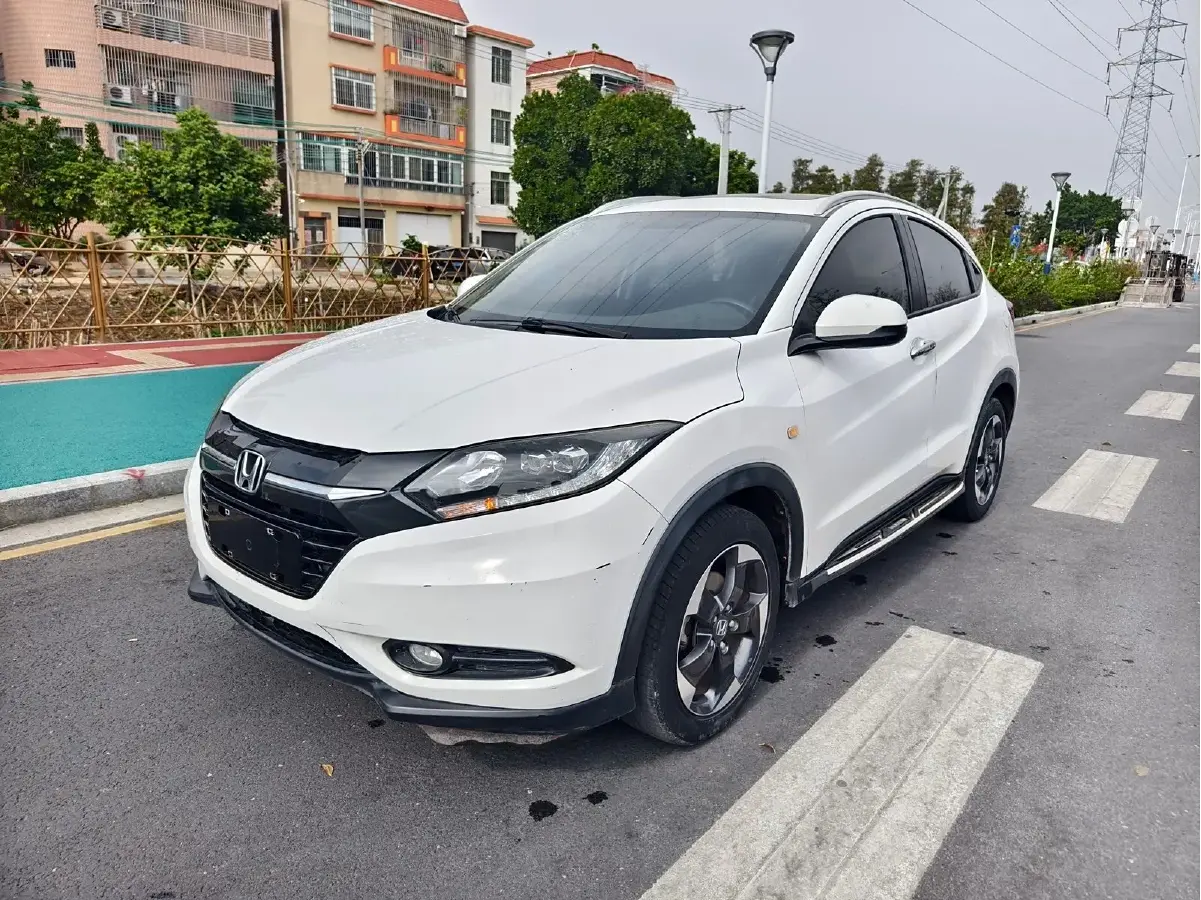2017 Honda Vezel 1.8L 136HP L4 CVT