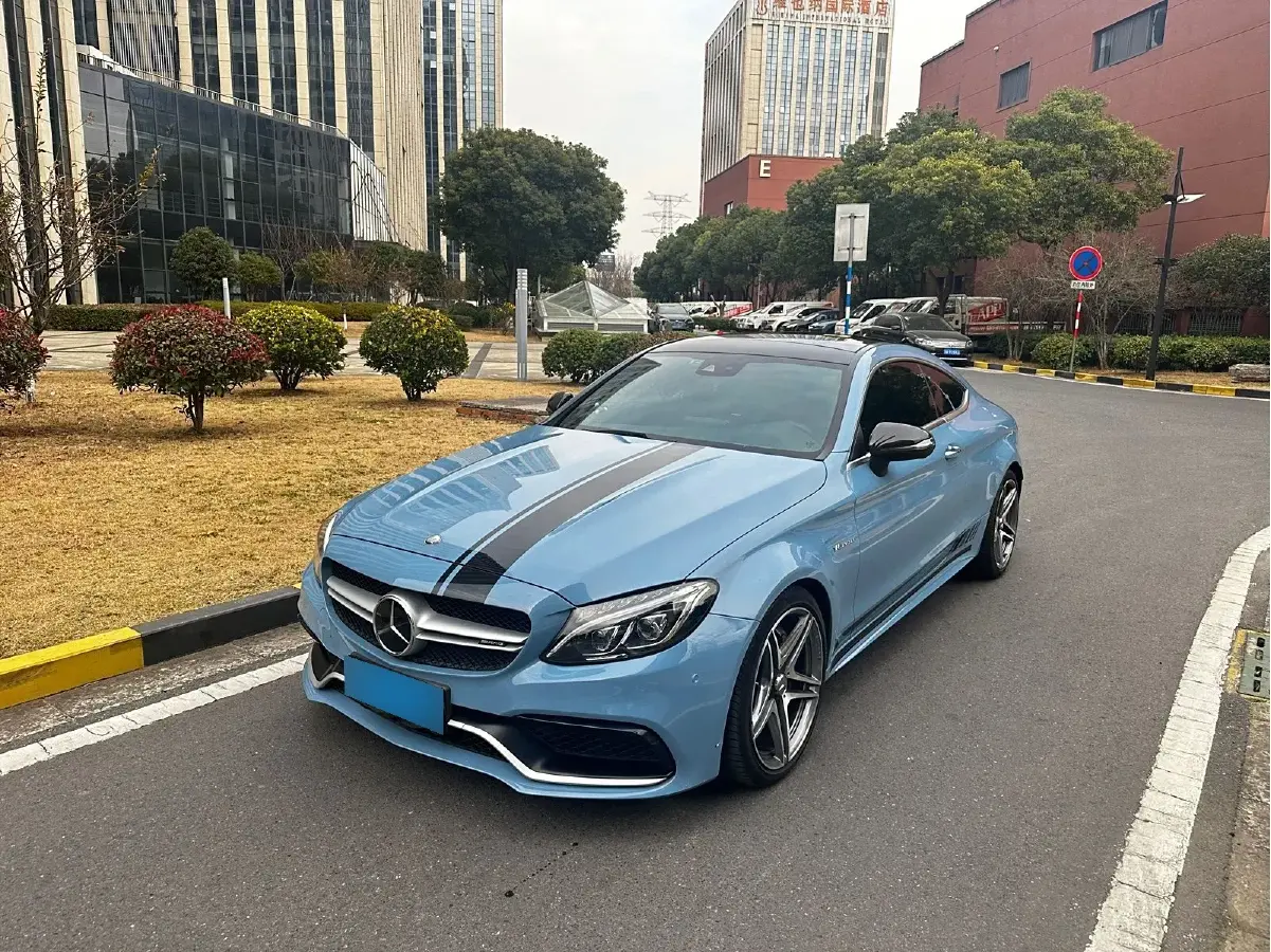 2016 Mercedes-Benz C AMG 4.0T 476HP V8 7AT