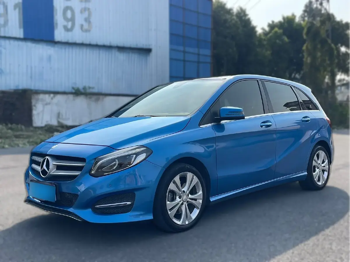 2015 Mercedes-Benz B Class 1.6T 156HP L4 7DCT