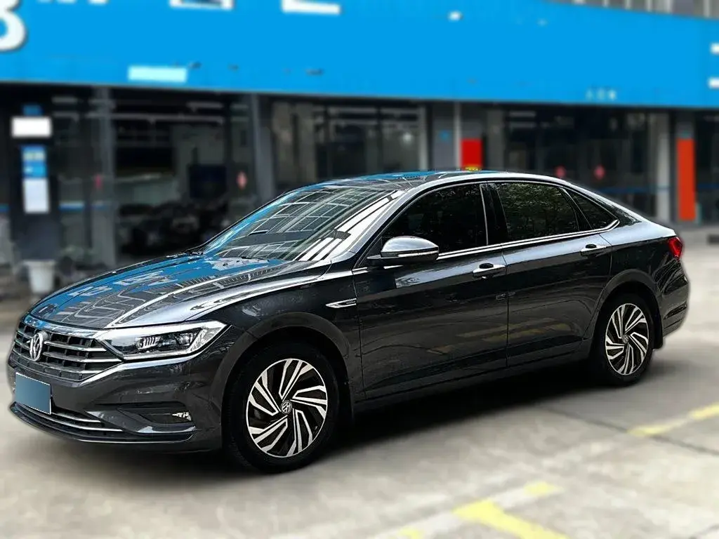 2022 Volkswagen Sagitar 1.4T 150HP L4 7DCT