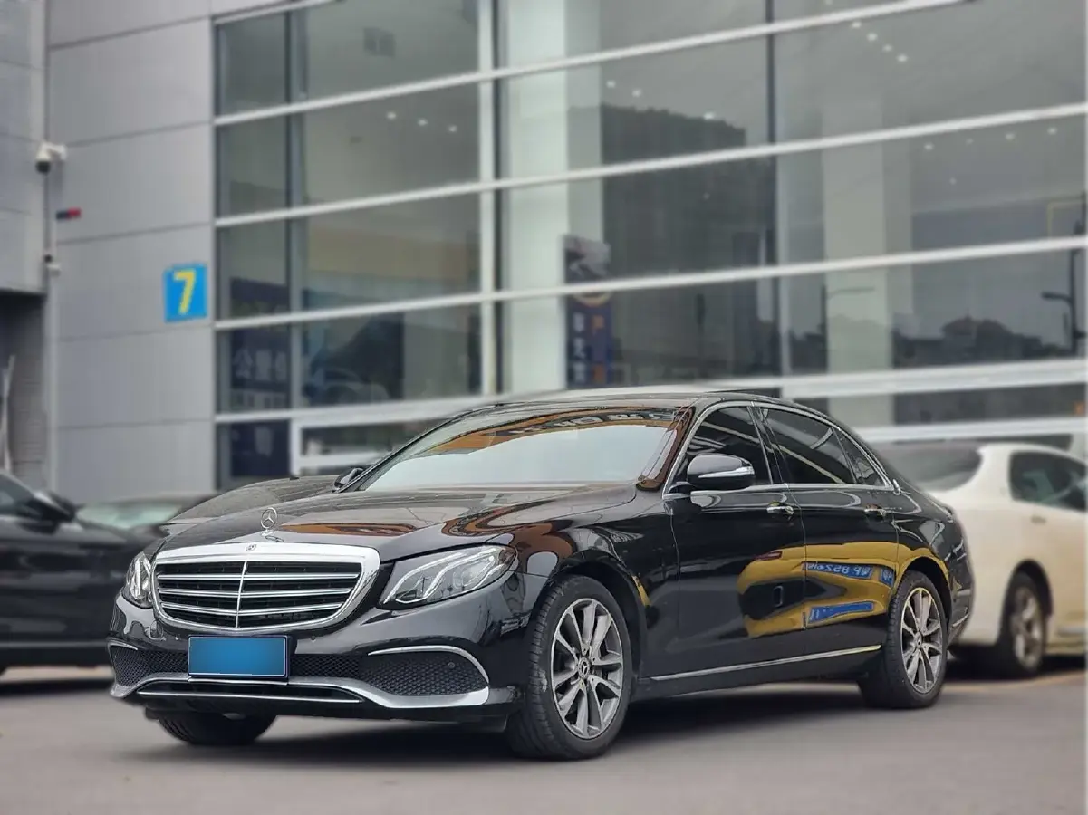 2018 Mercedes-Benz E Class 2.0T 245HP L4 9AT