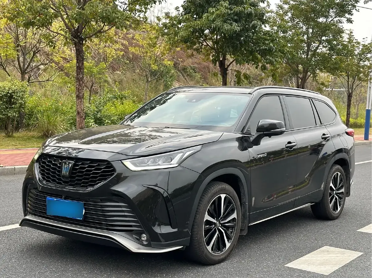 2021 Toyota Crown Kluger 2.5L 192HP L4 E-CVT Hybrid