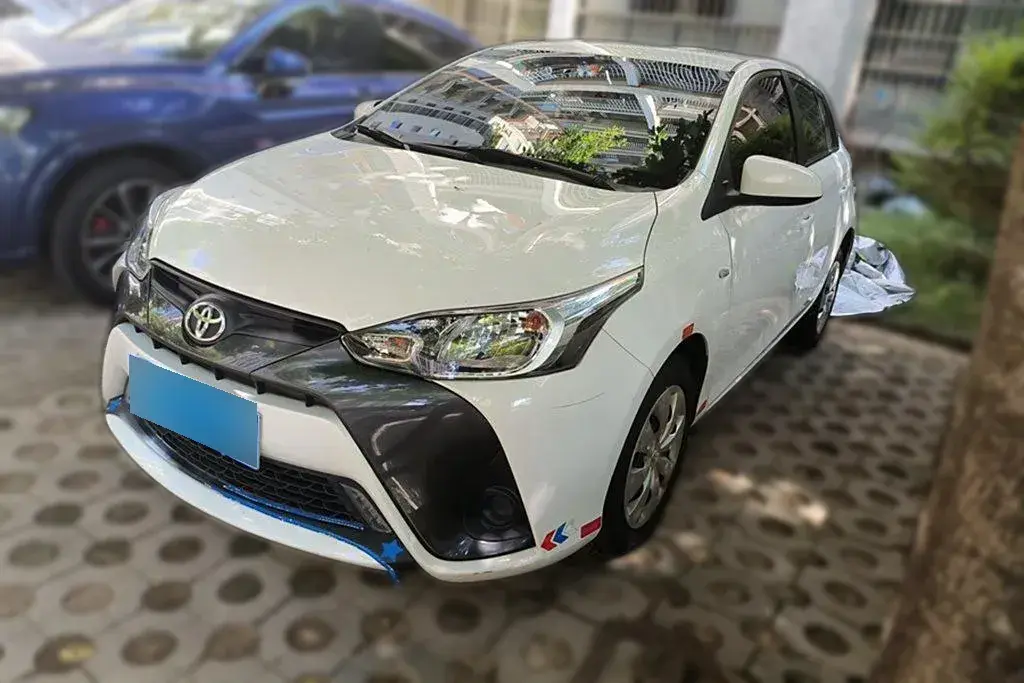 2016 Toyota Yaris L 1.5L 107HP L4 CVT