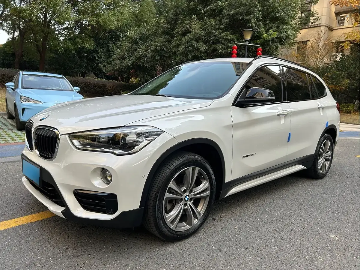 2018 BMW X1 2.0T 192HP L4 8AT