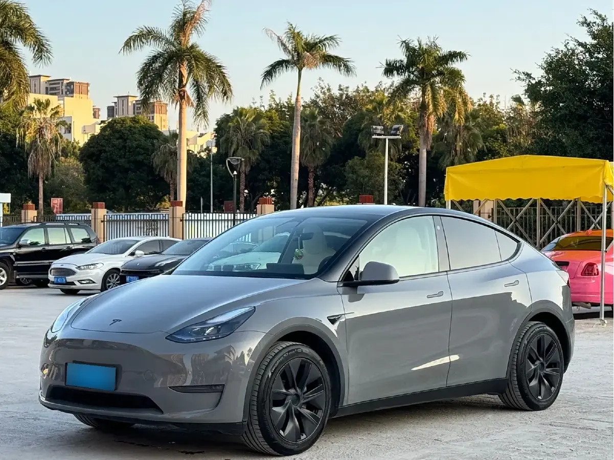 2024 Tesla Model Y BEV 78.4KWH