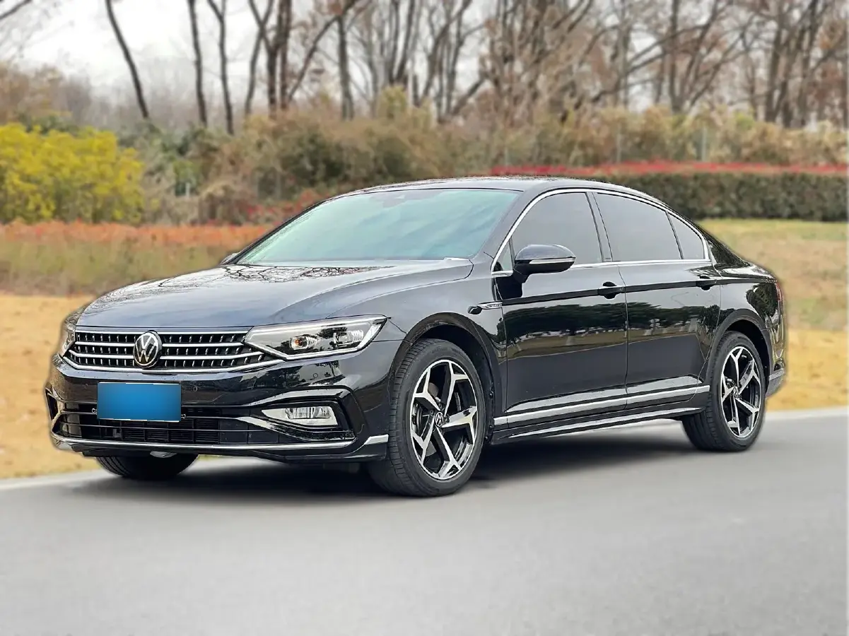 2023 Volkswagen Magotan 2.0T 186HP L4 7DCT