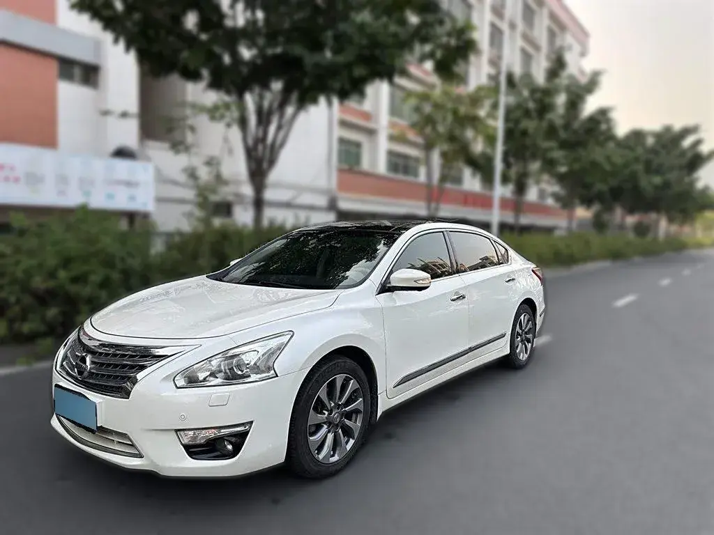 2014 Nissan Teana 2.5L 186HP L4 CVT