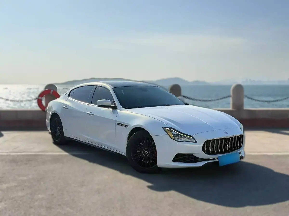 2013 Maserati Quattroporte 3.0T 330HP V6 8AT