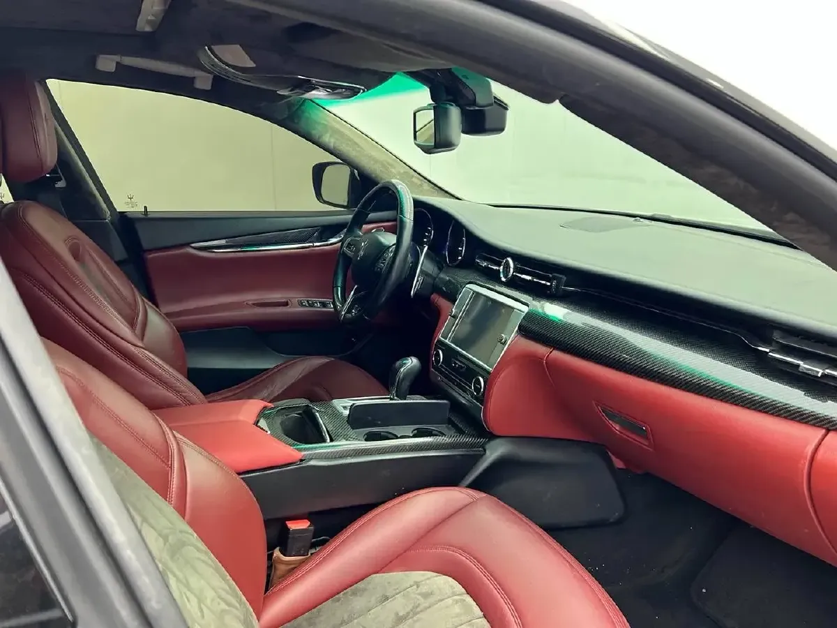 2013 Maserati Quattroporte 3.0T 330HP V6 8AT,autocango,china used car exporter,china ev exporter,chinese used car exporter,chinese used ev exporter