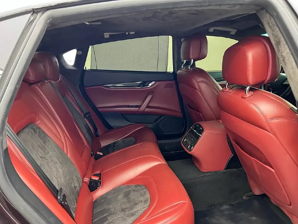 2013 Maserati Quattroporte 3.0T 330HP V6 8AT,autocango,china used car exporter,china ev exporter,chinese used car exporter,chinese used ev exporter