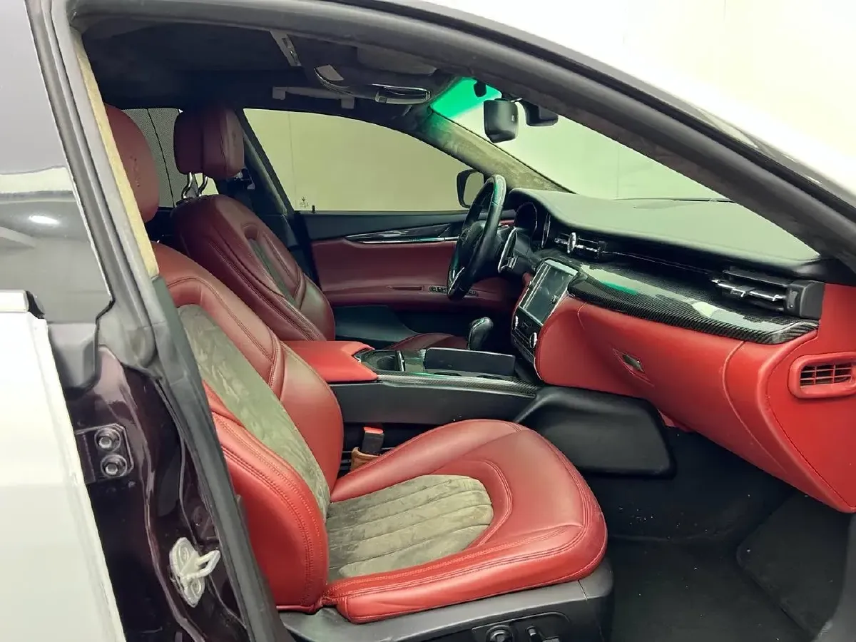 2013 Maserati Quattroporte 3.0T 330HP V6 8AT,autocango,china used car exporter,china ev exporter,chinese used car exporter,chinese used ev exporter