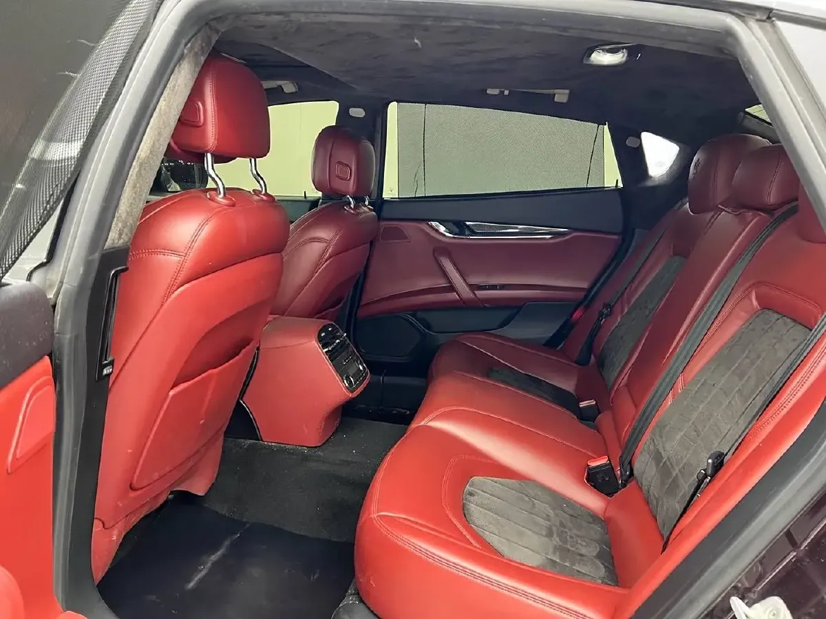 2013 Maserati Quattroporte 3.0T 330HP V6 8AT,autocango,china used car exporter,china ev exporter,chinese used car exporter,chinese used ev exporter