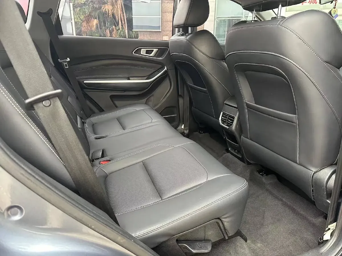 2019 Chery Tiggo 8 1.5T 156HP L4 6DCT,autocango,china used car exporter,china ev exporter,chinese used car exporter,chinese used ev exporter