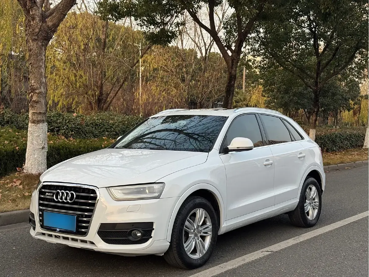 2015 Audi Q3 2.0T 170HP L4 7DCT