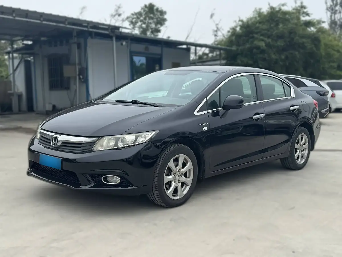 2013 Honda Civic 1.8L 141HP L4 5AT