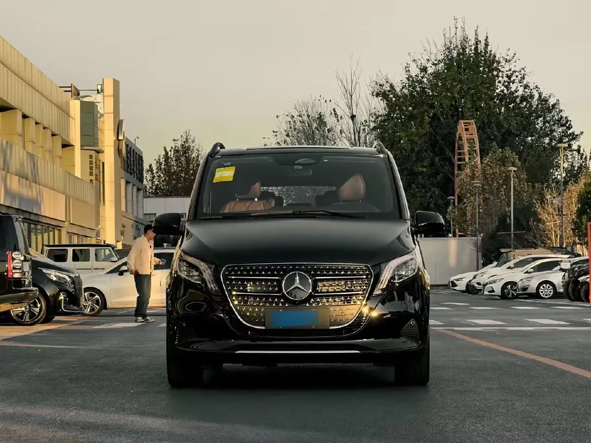 2024 Mercedes-Benz Vito 2.0T 231HP L4 9AT