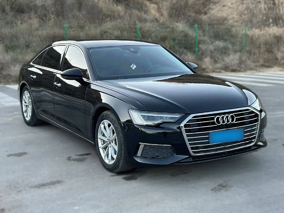 2019 Audi A6L 2.0T 190HP L4 7DCT