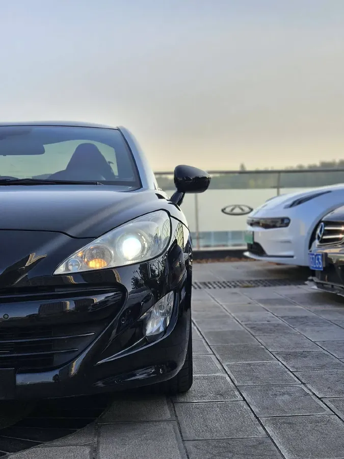 2011 Peugeot RCZ 1.6T 156HP L4 6AT,autocango,china used car exporter,china ev exporter,chinese used car exporter,chinese used ev exporter