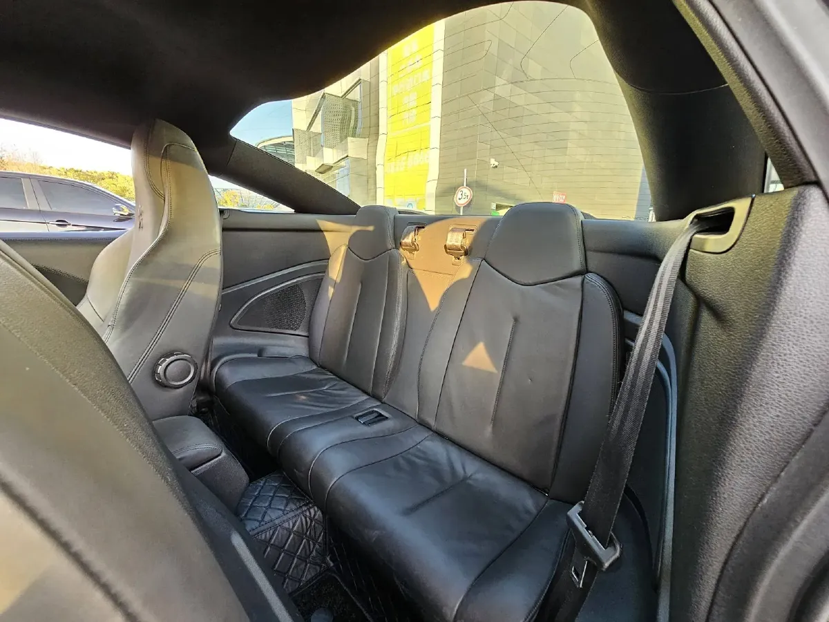 2011 Peugeot RCZ 1.6T 156HP L4 6AT,autocango,china used car exporter,china ev exporter,chinese used car exporter,chinese used ev exporter