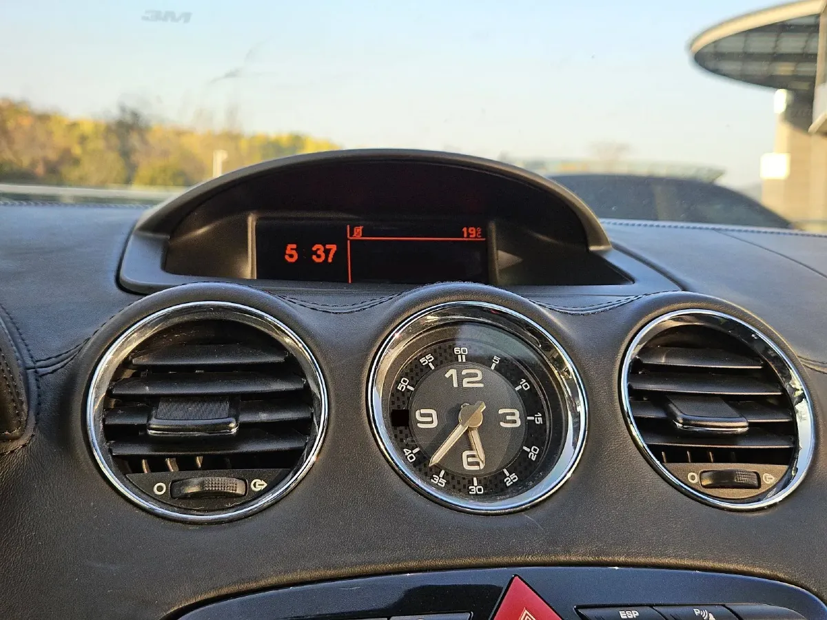 2011 Peugeot RCZ 1.6T 156HP L4 6AT,autocango,china used car exporter,china ev exporter,chinese used car exporter,chinese used ev exporter