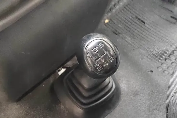 2009 Ford Classic Transit 2.8T 102HP L4 5MT,autocango,china used car exporter,china ev exporter,chinese used car exporter,chinese used ev exporter