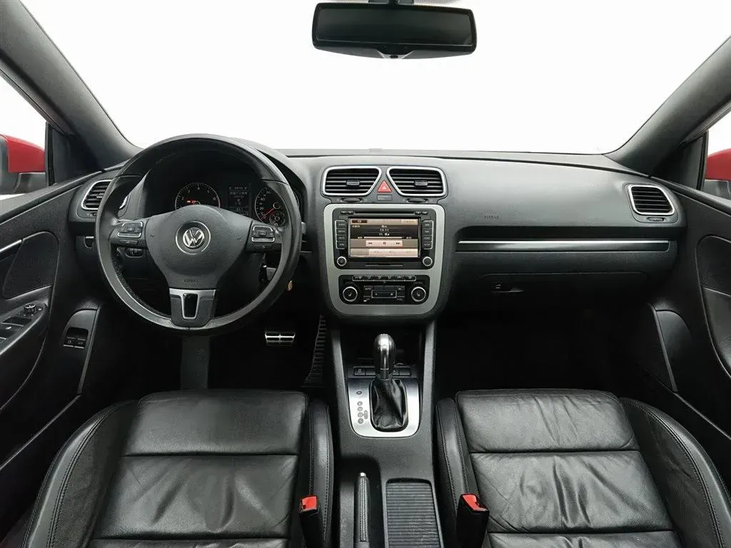 2011 Volkswagen Eos 2.0T 211HP L4 6DCT,autocango,china used car exporter,china ev exporter,chinese used car exporter,chinese used ev exporter