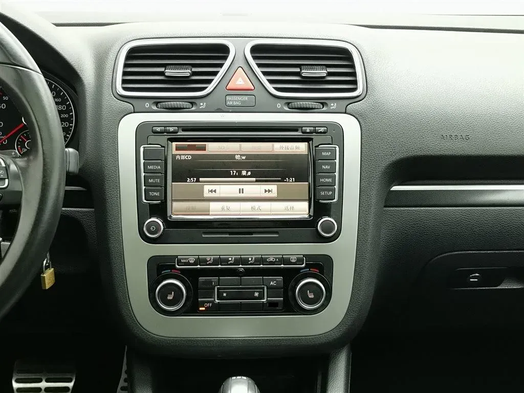 2011 Volkswagen Eos 2.0T 211HP L4 6DCT,autocango,china used car exporter,china ev exporter,chinese used car exporter,chinese used ev exporter