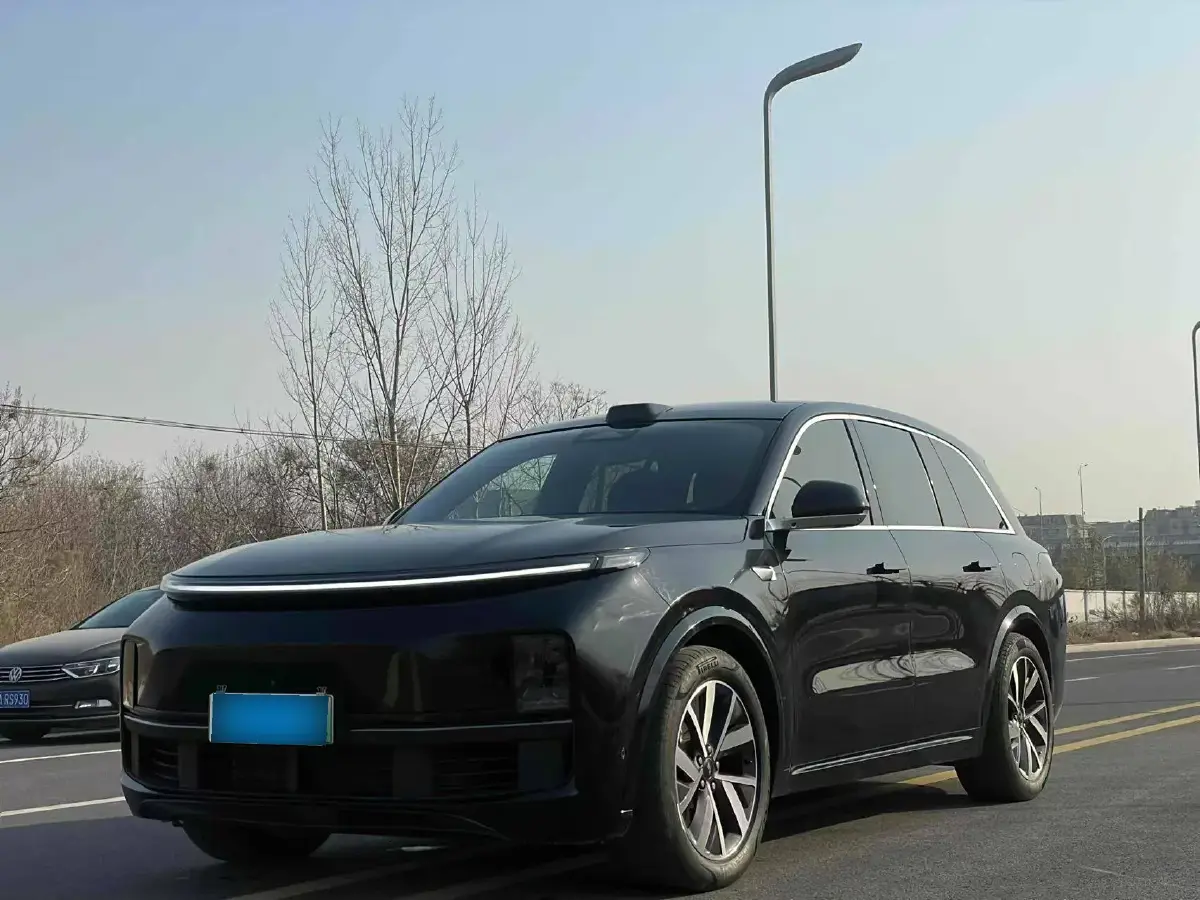 2023 Li L8 Range Extended 154HP REEV 40.9KWH