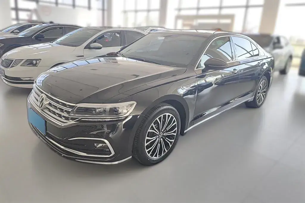 2021 Volkswagen Phideon 2.0T 224HP L4 7DCT