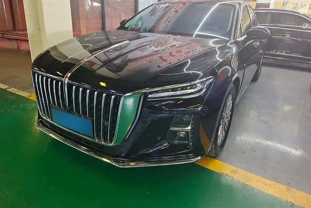2023 HongQi H5 2.0T 224HP L4 8AT