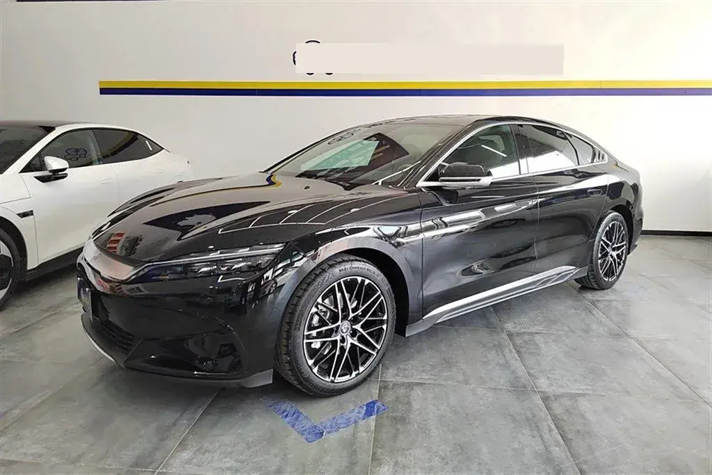 2025 BYD Han BEV 72KWH