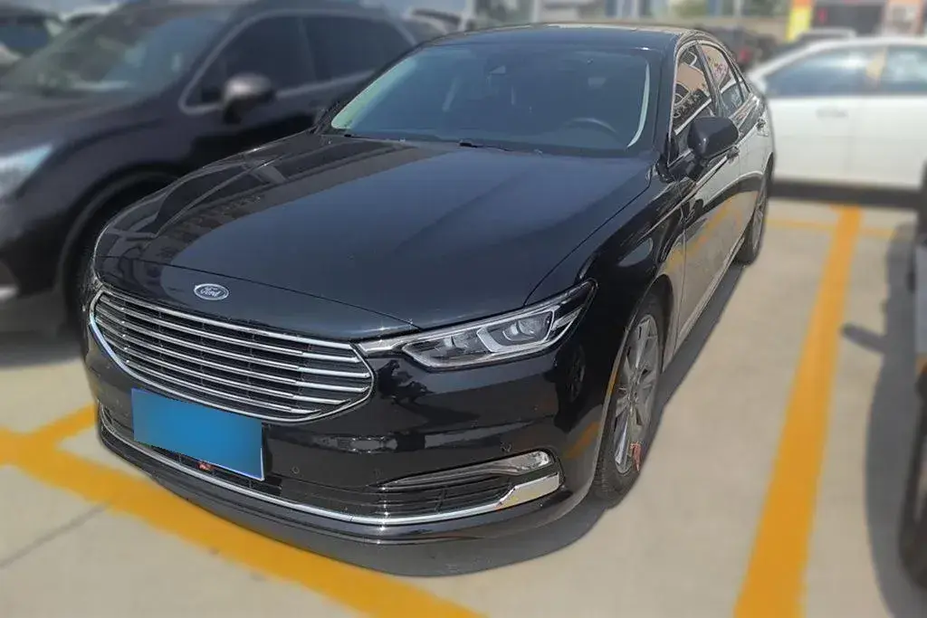 2019 Ford Taurus 2.0T 245HP L4 8AT