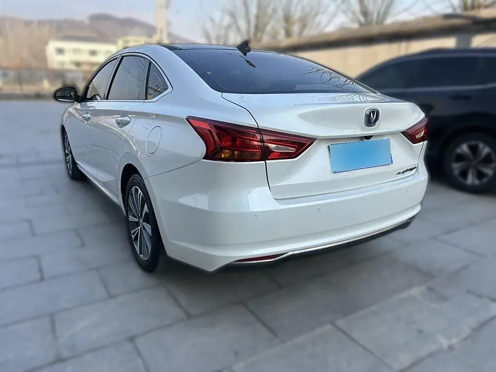 2017 ChangAn Raeton 1.5T 170HP L4 6AT,autocango,china used car exporter,china ev exporter,chinese used car exporter,chinese used ev exporter