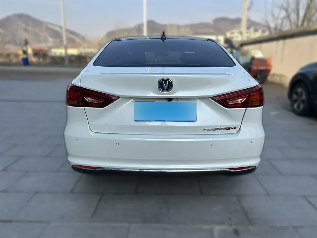 2017 ChangAn Raeton 1.5T 170HP L4 6AT,autocango,china used car exporter,china ev exporter,chinese used car exporter,chinese used ev exporter