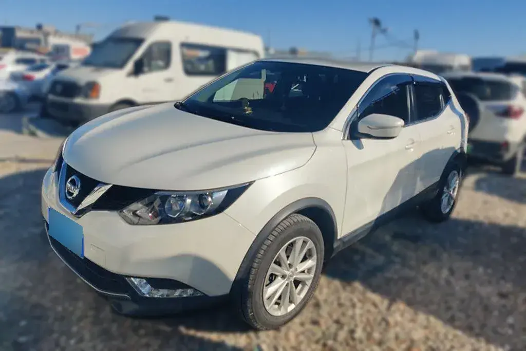 2016 Nissan Qashqai 2.0L 150HP L4 CVT