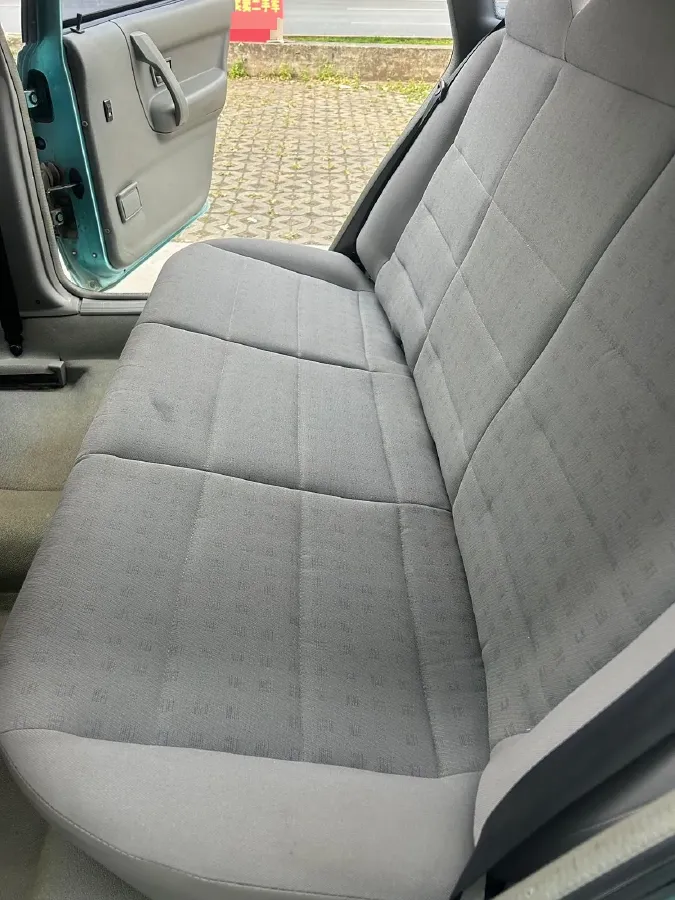 2005 Volkswagen Santana Vista 1.8L 101HP L4 5MT,autocango,china used car exporter,china ev exporter,chinese used car exporter,chinese used ev exporter