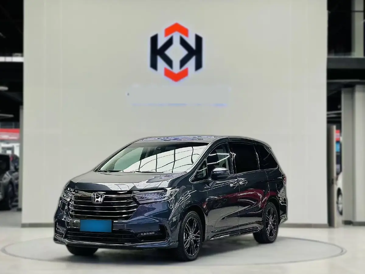 2022 Honda Odyssey 2.0L 146HP L4 E-CVT Hybrid