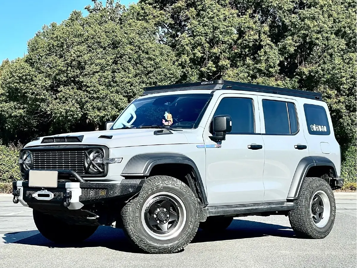 2021 Tank 300 2.0T 227HP L4 8AT