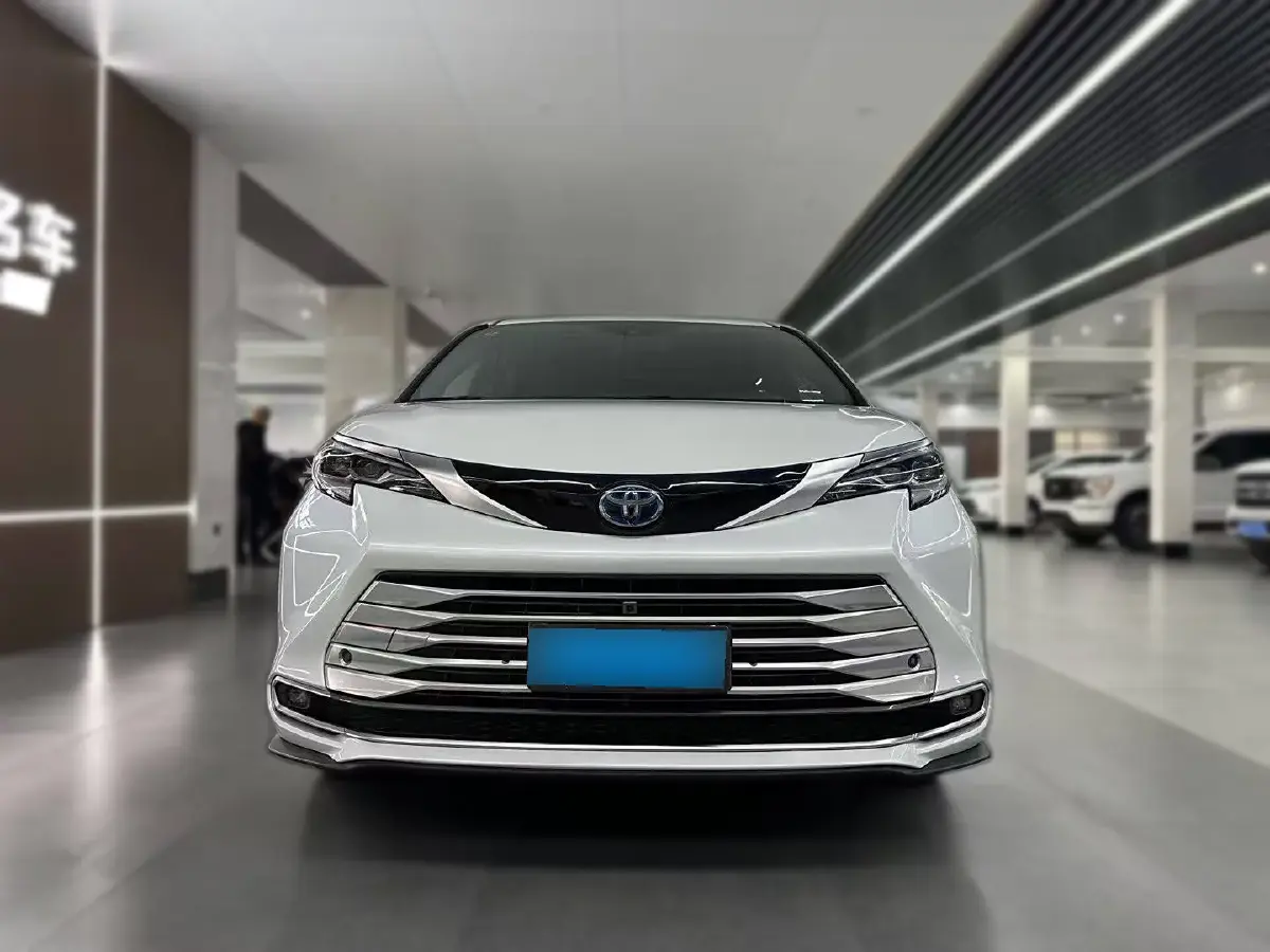 2021 Toyota Sienna 2.5L 192HP L4 E-CVT Hybrid,autocango,china used car exporter,china ev exporter,chinese used car exporter,chinese used ev exporter
